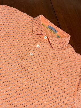 Tasc Cloud Performance Polo Shirt Mens L Orange AOP Geometric Performance Short